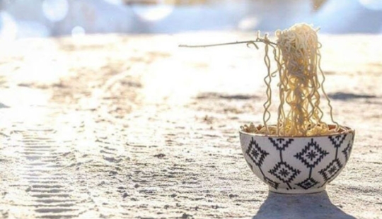 Hace tanto frío en los Estados Unidos y Canadá que las ventanas estallan en las casas Hace tanto frío en los Estados Unidos y Canadá que las ventanas estallan en las casas