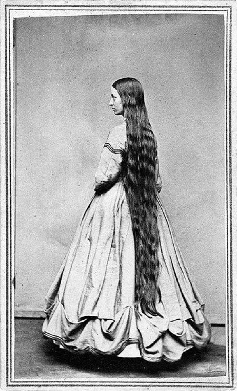 Hair lifetime: beauties of the Victorian era, which never had a haircut