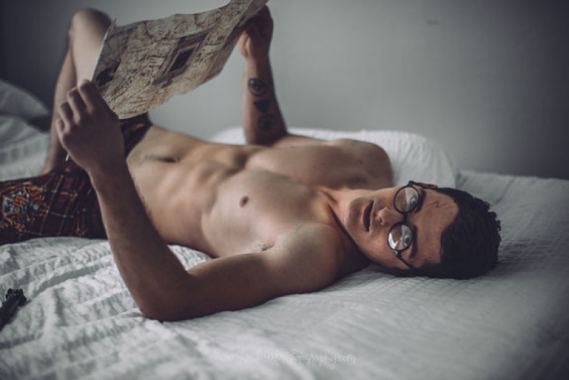 Harry Potter and the bedroom: a photo shoot, after which you will want to re-read everything again