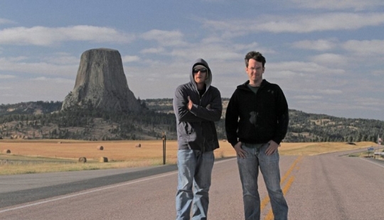 Have time to see the world with your own eyes Have time to see the world with your own eyes