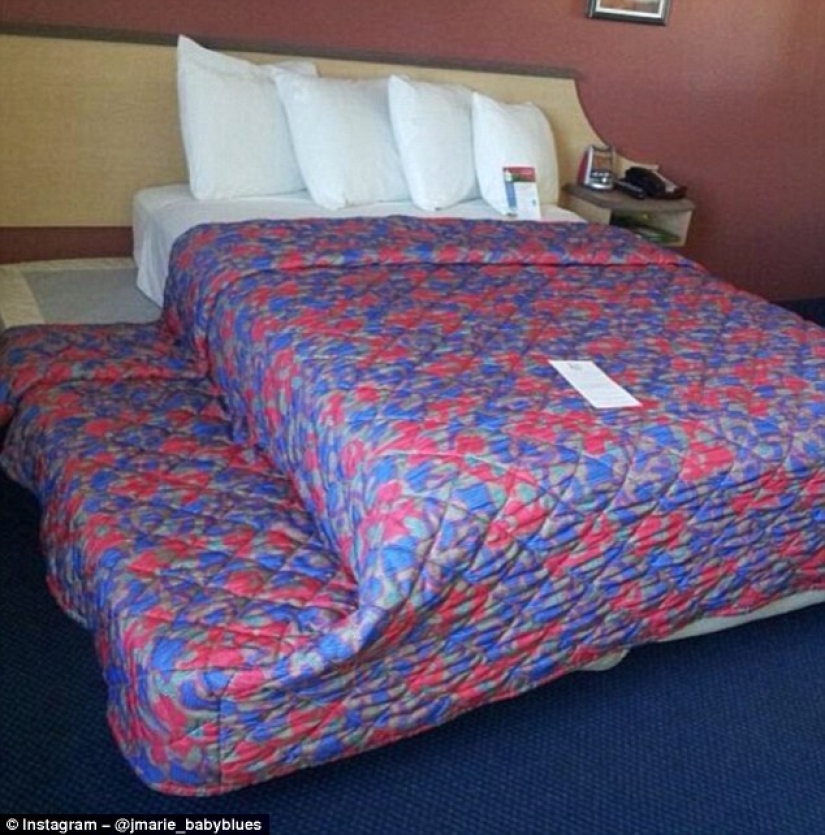 Hotel of Broken Hearts: tourists share photos of how their hotels screwed up