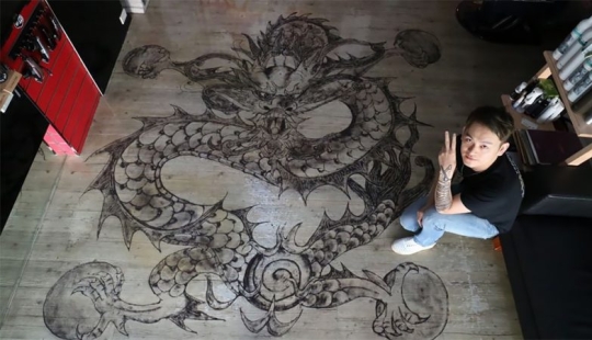 How a Chinese hairdresser turns cut hair into works of art