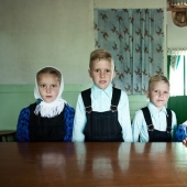 How do Mennonites, religious fanatics who deny electricity live