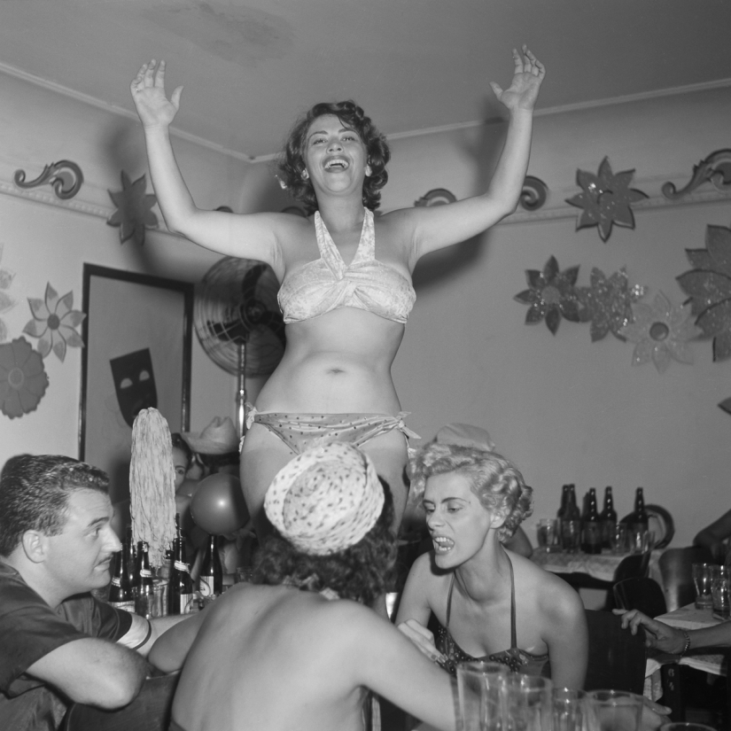 How our grandmothers had fun in 1953