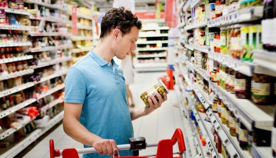 How supermarkets work: tricks that make you buy