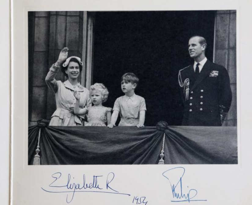 How the royal family of Great Britain has been wishing Merry Christmas for the past 65 years