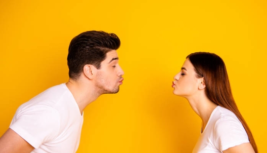 How to set personal boundaries as a couple
