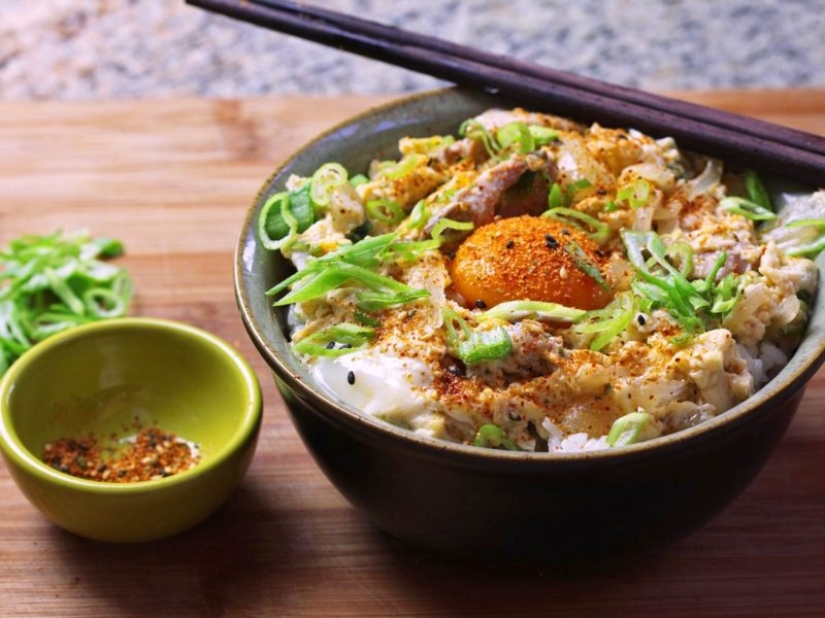 Huevos revueltos por un dólar o huevos de élite por 89 dólares: ¿qué elegir para el desayuno en Tokio?