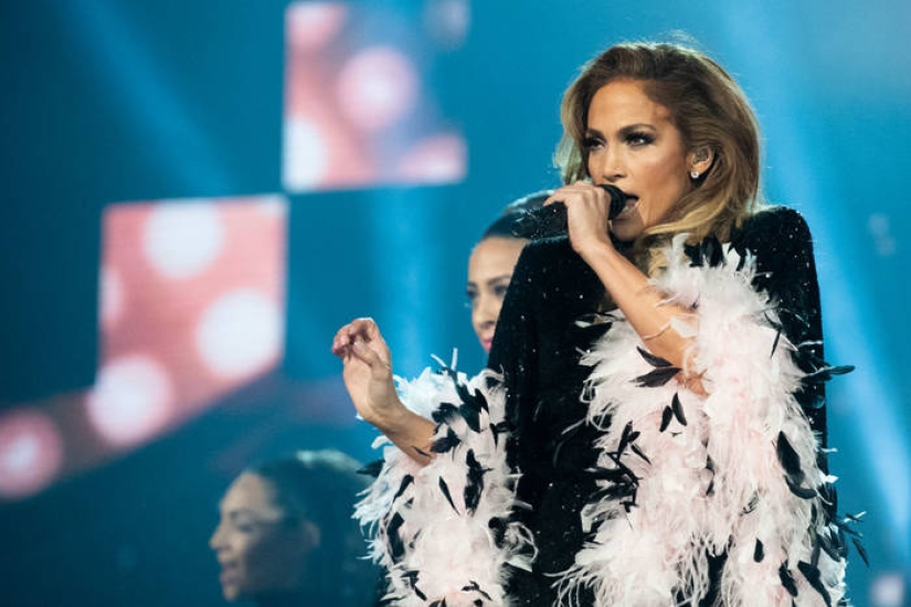 I am a mother bear: talented, successful and strong Jennifer Lopez