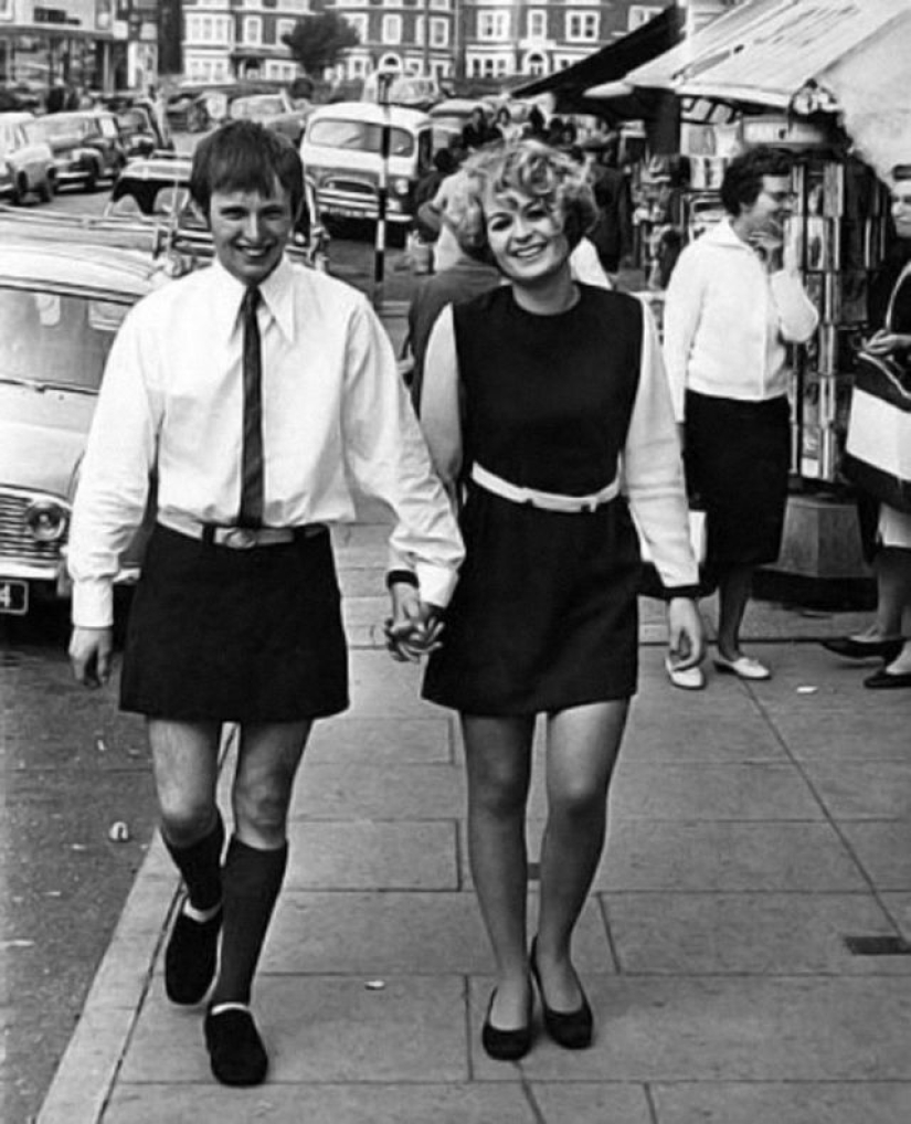 "If I invest in this, my legs will break": a collection of skirts for men of the 1960s