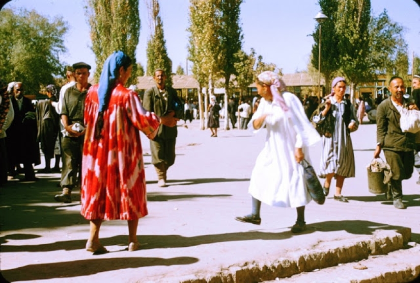 Imágenes cálidas y coloridas de la vida cotidiana en Uzbekistán en 1956