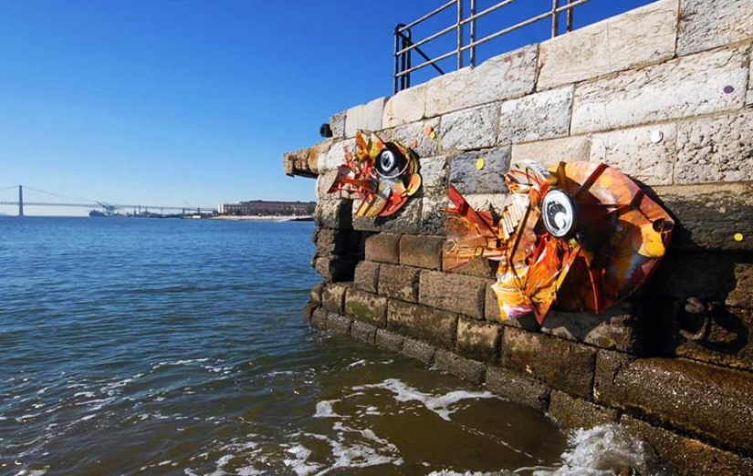 Impresionante arte callejero en forma de animales hechos completamente de basura
