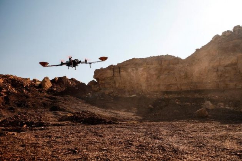 In a rocky Israeli crater, scientists simulate life on Mars