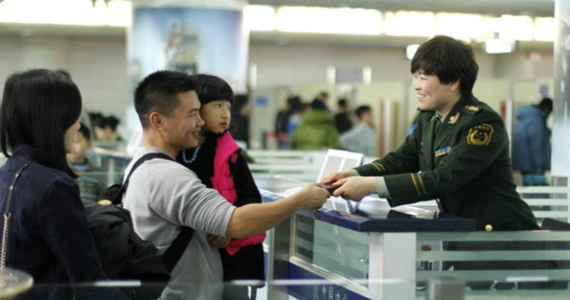 In China, citizens with a low social rating will be banned from traveling
