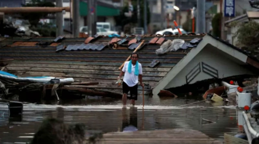 In Japan, more than 100 people died due to heavy rains that do not end