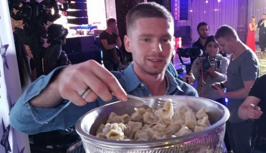 In Russian style: in Chelyabinsk, they ate dumplings from the Stanley Cup