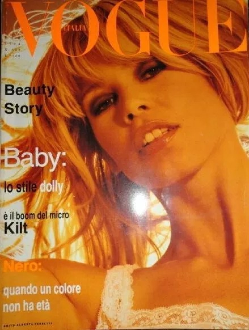 In the same place, at the same hour: Claudia Schiffer starred nude for Vogue magazine, as 25 years ago