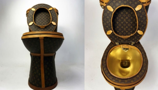In the USA, a gold toilet covered with Louis Vuitton bags is sold for $ 100,000
