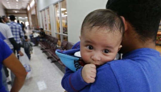 In the USA, a one-year-old boy appeared in court and voluntarily agreed to leave the country