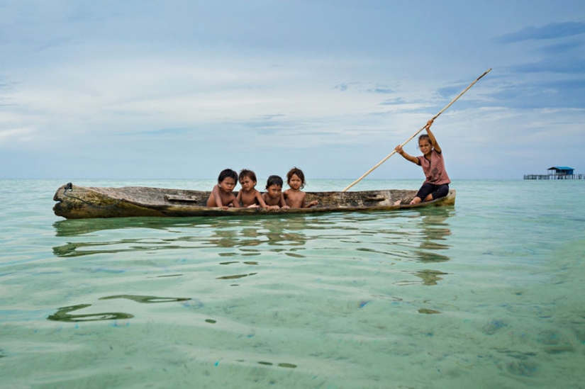 Increíble vida de gitanos marinos de la isla de Borneo
