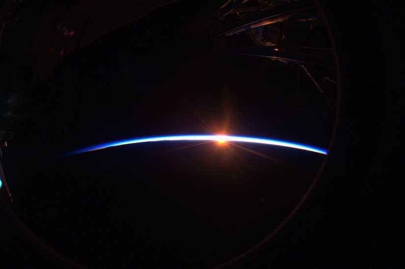 Incredible photos from space of astronaut Douglas Wheelock