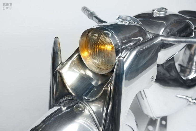 Incredibly beautiful motorcycle: replica of the German Killinger und Freund in Art Deco style