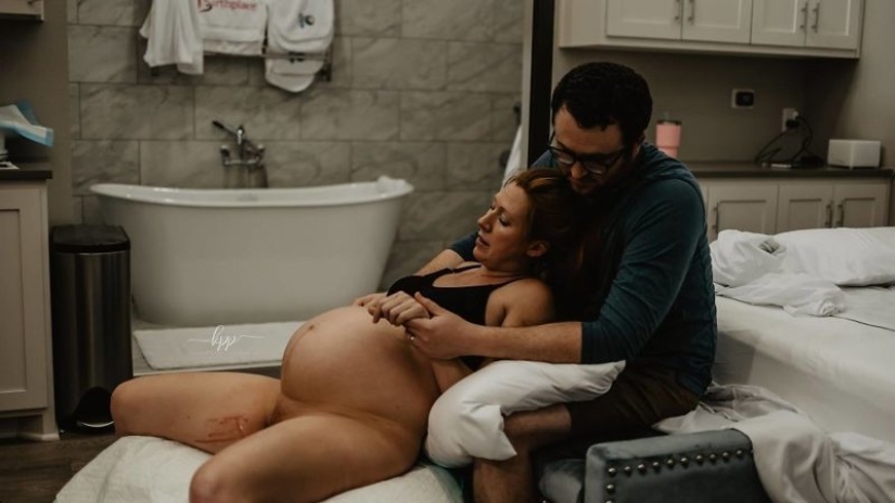 Incredibly emotional: photos of men who are present at childbirth