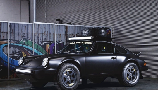 Insanely expensive and extremely rare 1984 off-road Porsche 911