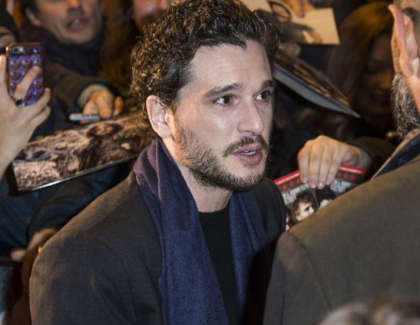 Is Jon Snow ashamed of the failure? After filming, Kit Harington became despondent and got drunk