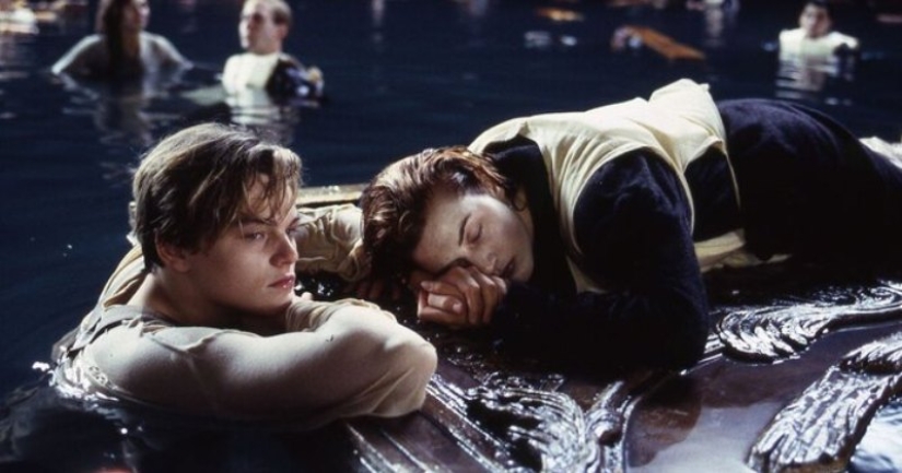 James Cameron turned to the medical examiner because of the death of the hero DiCaprio in "Titanic"