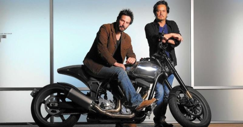 Keanu Reeves engaged in the production of luxury motorcycles