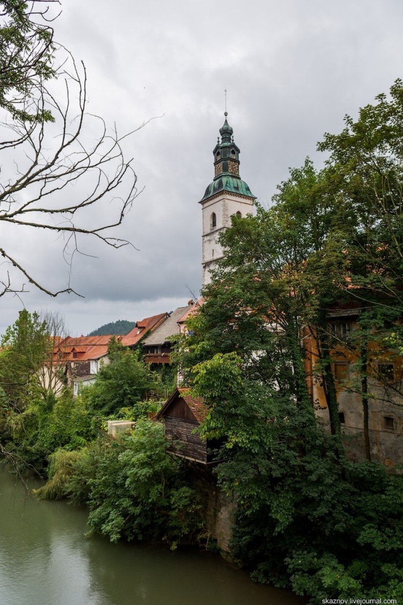 Škofja Loka (Škofja Loka) es la ciudad medieval conservada más hermosa de Eslovenia