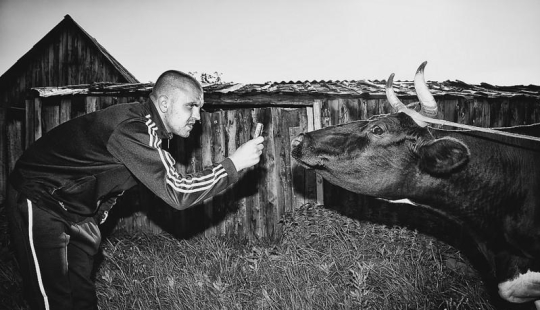 Kolyan y su bazar visual