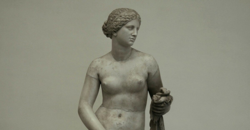 La estatua de Afrodita de Cnida es tan realista que una vez fue violada