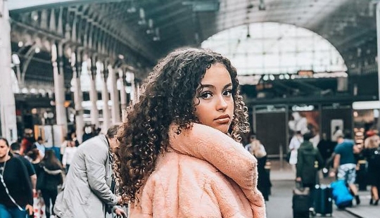 La estrella de la película "Cloud Atlas" Maya-Lecia Naylor murió a los 16 años