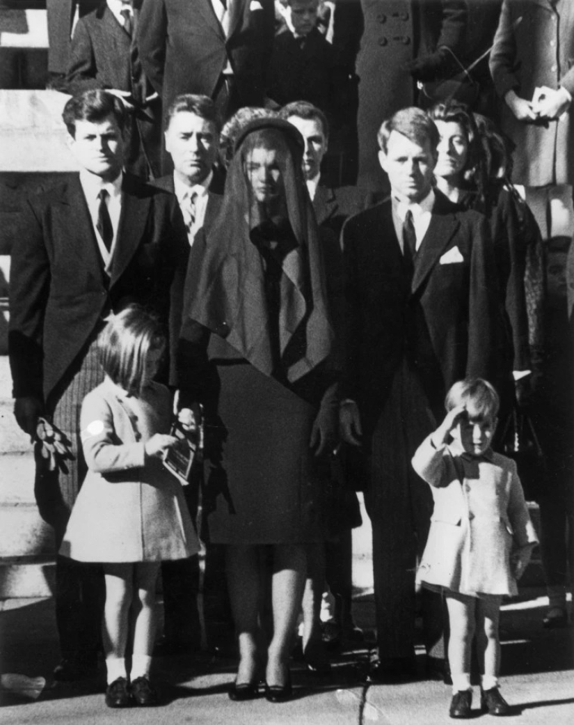 La maldición de Kennedy: La nieta de 22 años del ex presidente estadounidense murió de una sobredosis