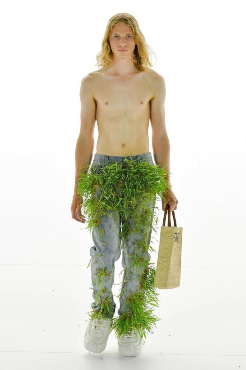La marca de moda Loewe presentó ropa cubierta de musgo y hierba