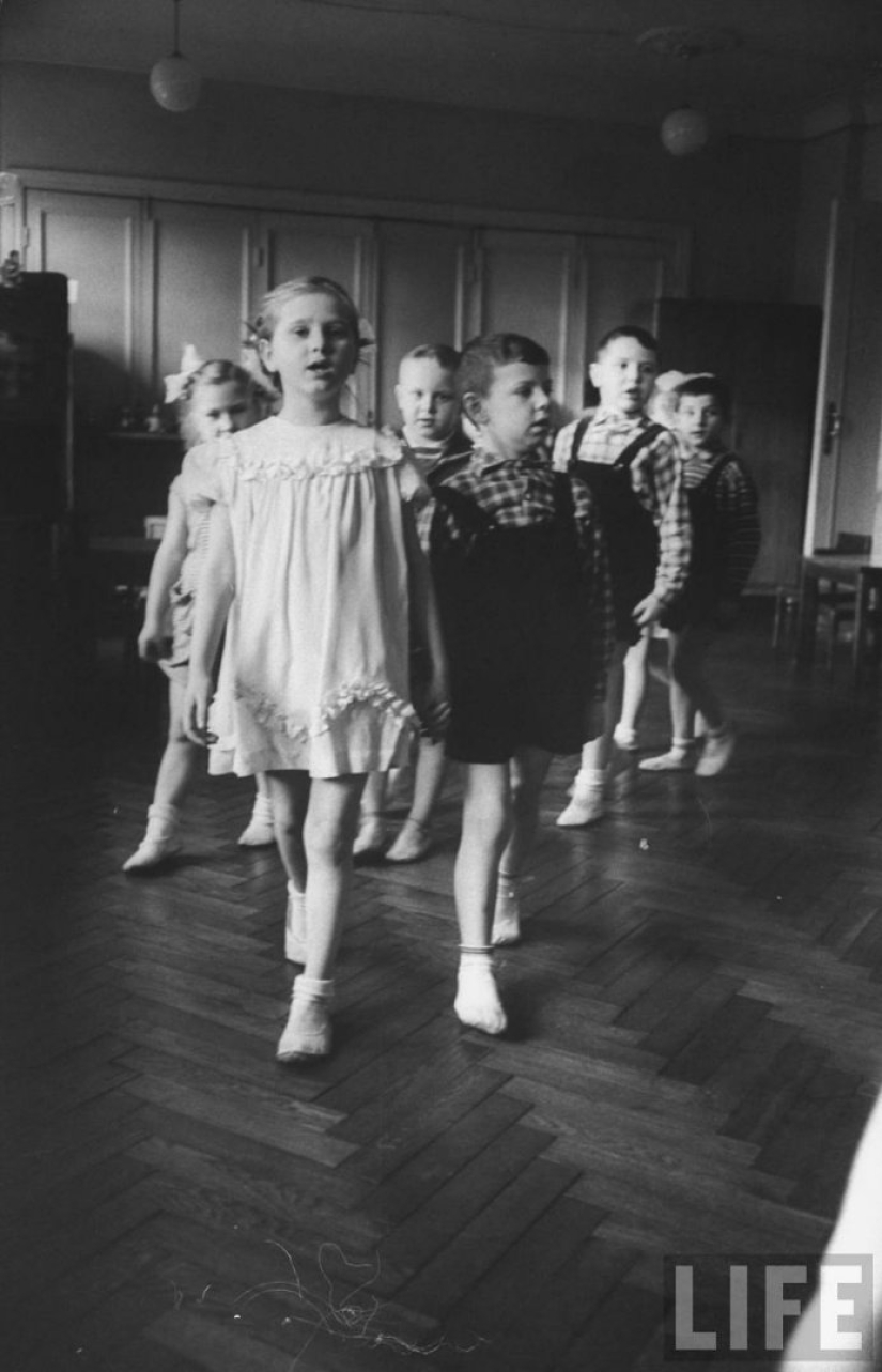 La vida de un jardín de infancia soviético en 1960 a través de los ojos de un fotógrafo de VIDA
