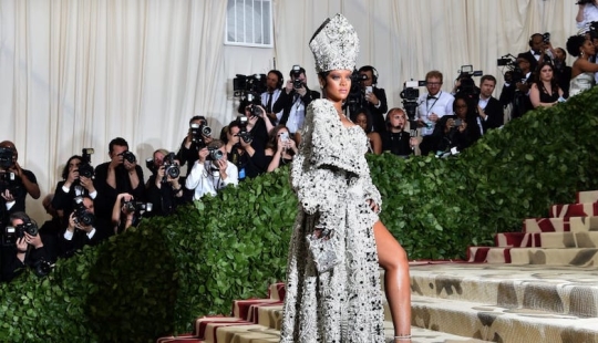 La Virgen María, Jesucristo, el Papa y otras imágenes de estrellas en la Met Gala 2018