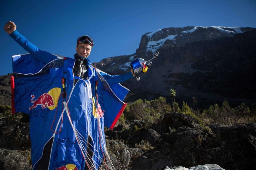Last jump: legendary parachutist Valery Rozov crashed in Nepal
