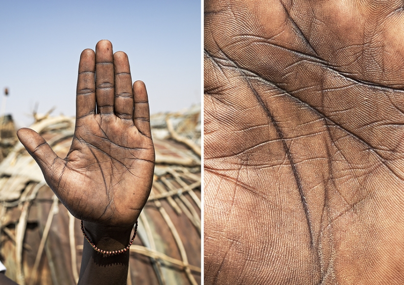 Lo que las manos de una persona pueden decirte. Proyecto fotográfico de Omar Reda