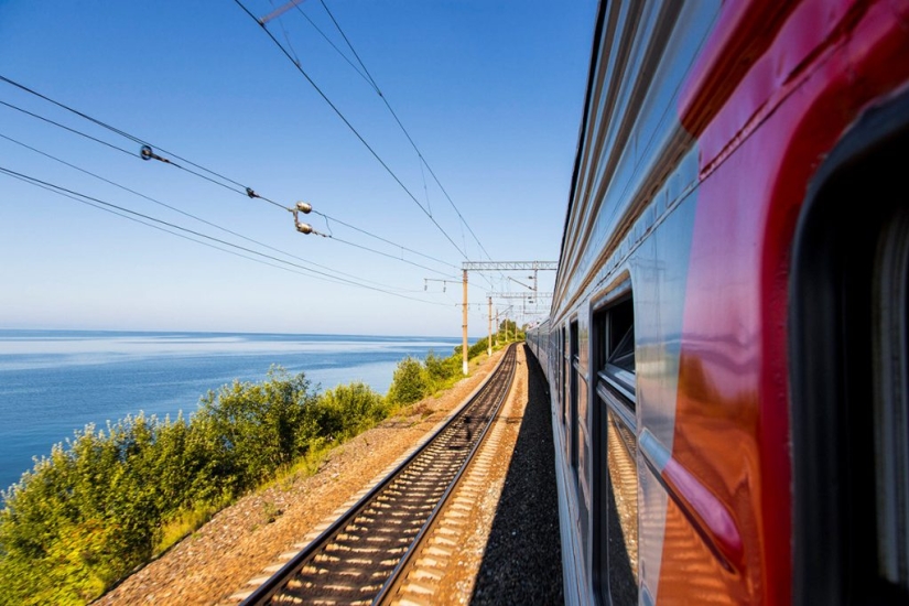 Lo que se puede ver desde la ventana del tren en el Ferrocarril Transiberiano