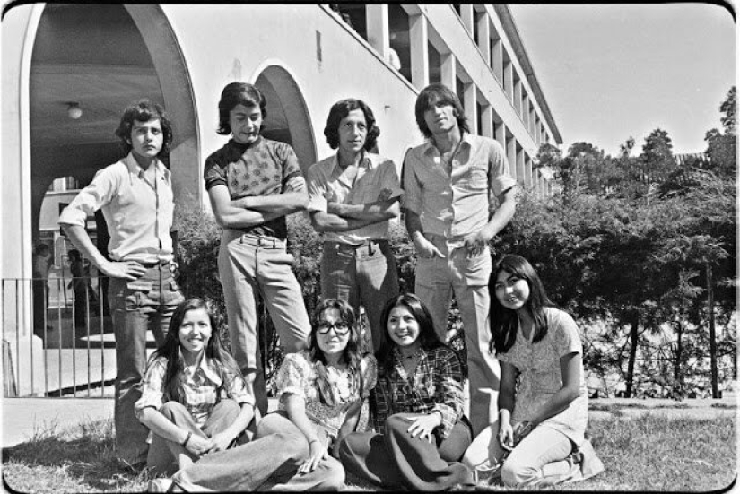 Looked like the Chilean capital's youth in the 70s
