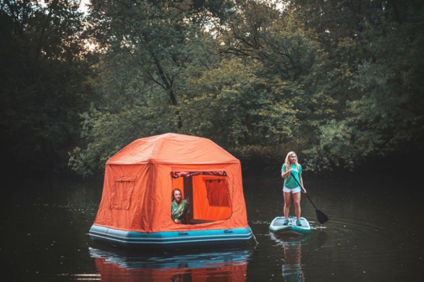 Los estadounidenses han ideado una carpa flotante para acampar