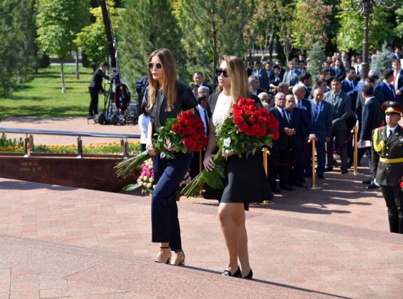 Lukashenka's son, Poroshenko's daughters and other unexpectedly beautiful descendants of famous politicians