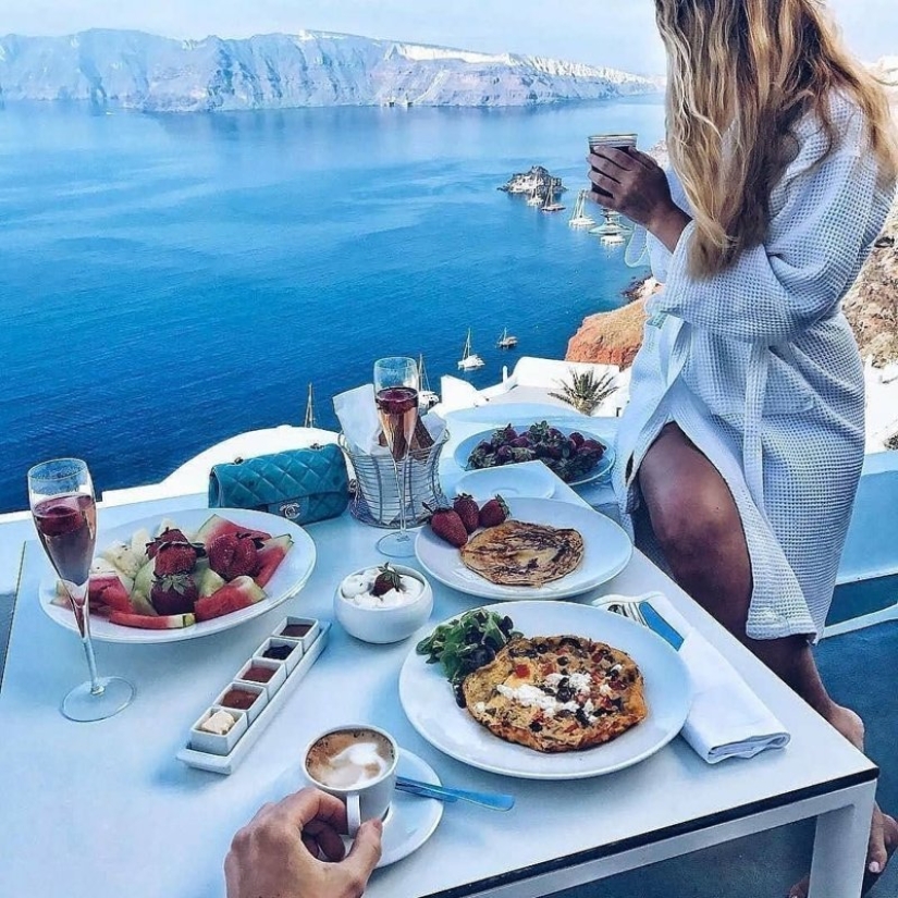 Luxurious Breakfasts From Around The World Pictolic