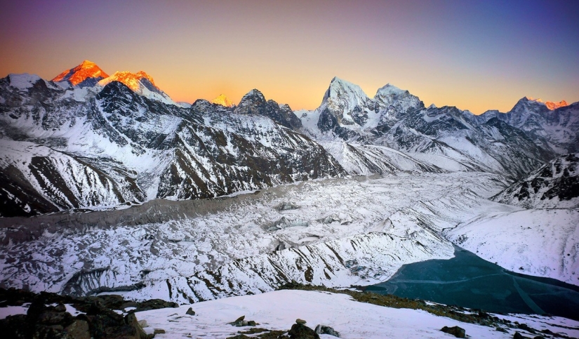 Majestic mountains, seeing which you will begin to pack a backpack