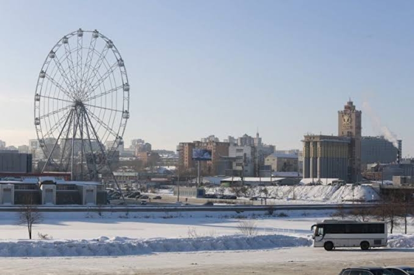 Manera engañosa: guía chino llevó a los turistas a Chelyabinsk en lugar de Chernobyl