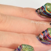 Manicura sin fin: cómo pintarte las uñas con 116 capas de barniz y no volverte loco