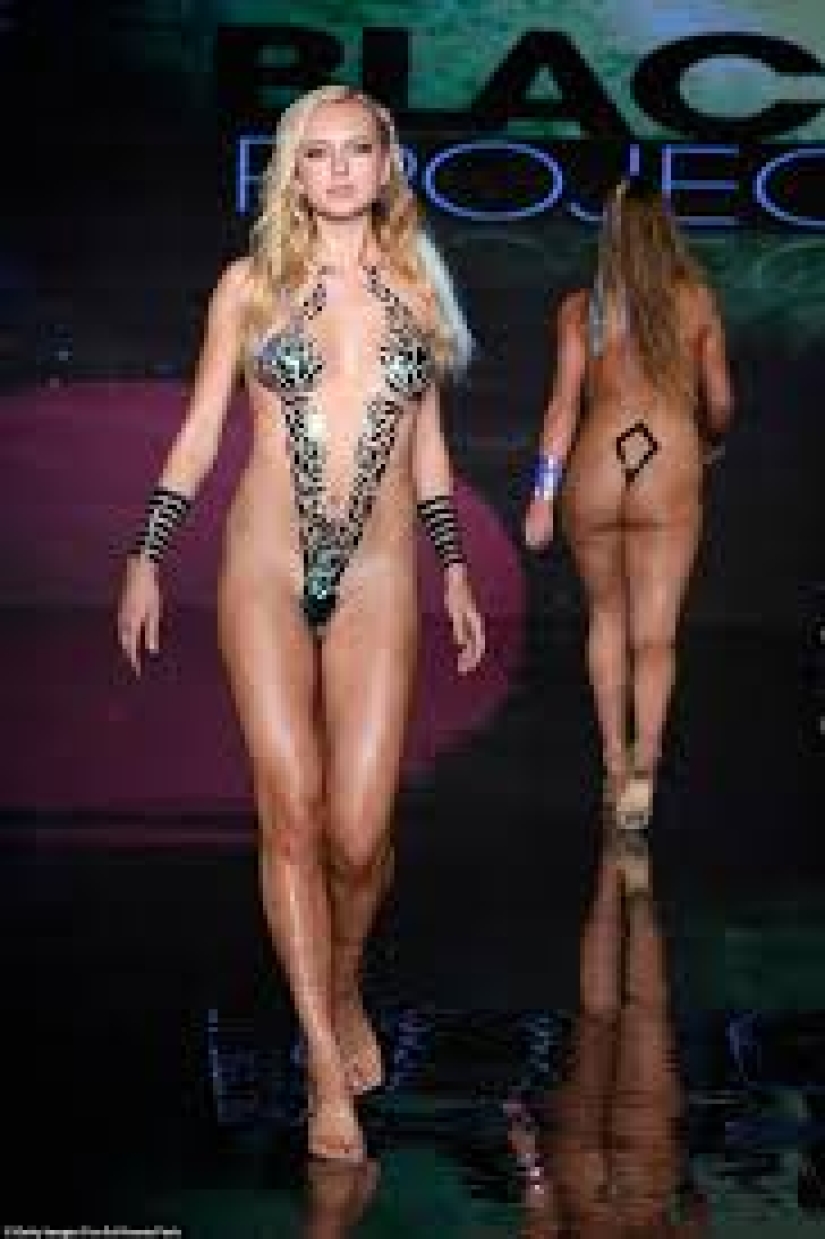Miami Swim Week runway models pose in a ribbon bikini